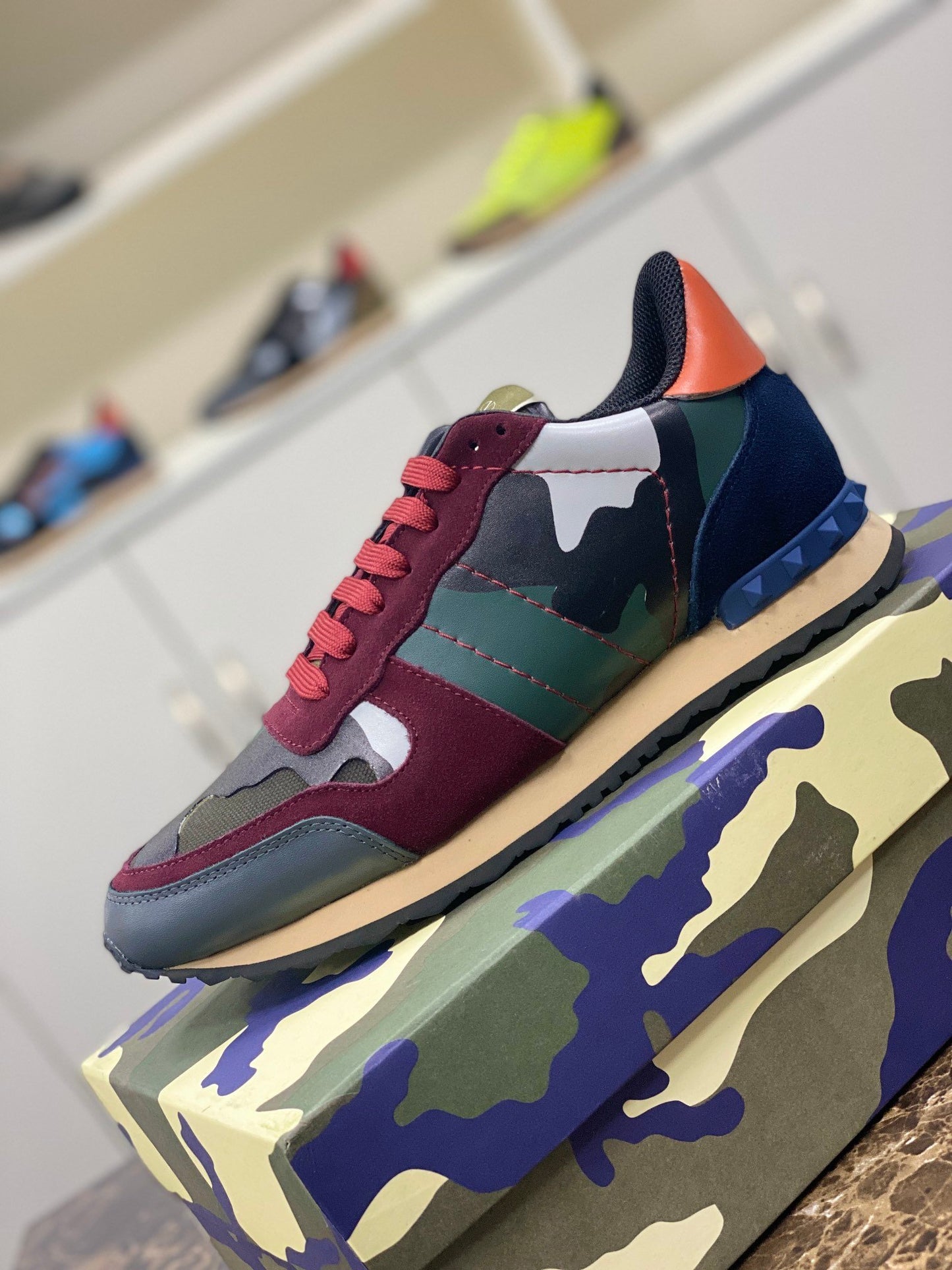 Valentino Rockrunner