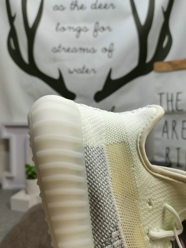 Yeezy Boost 350 V2 Cloud White