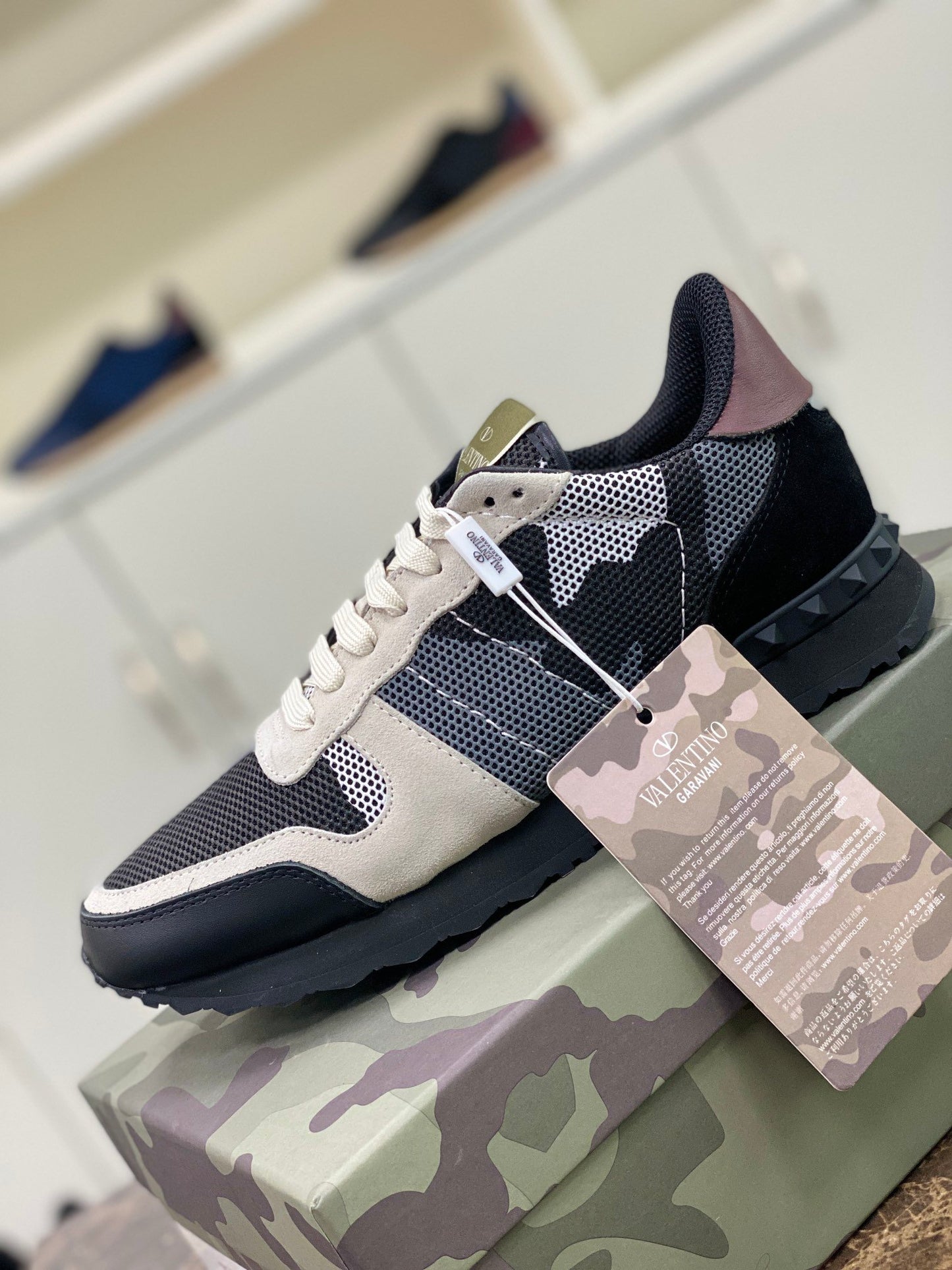 Valentino Rockrunner