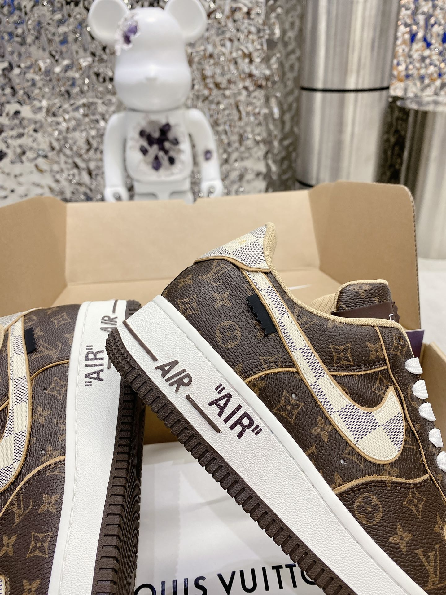 Louis Vuitton Nike Air Force 1 Brown